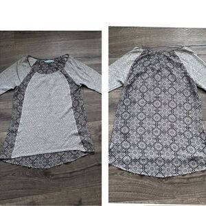 Maurices Womens Black Gray Shirt Top Size Small